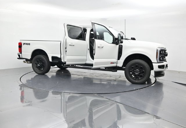 New 2026 Ford F350 Lariat w/ Black Appearance Package AWD/4WD image 54