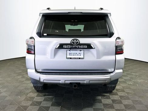 Used 2020 Toyota 4Runner TRD Off-Road image 7