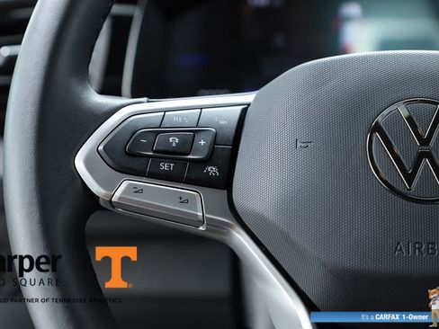Used 2025 Volkswagen Jetta Sport FWD image 57