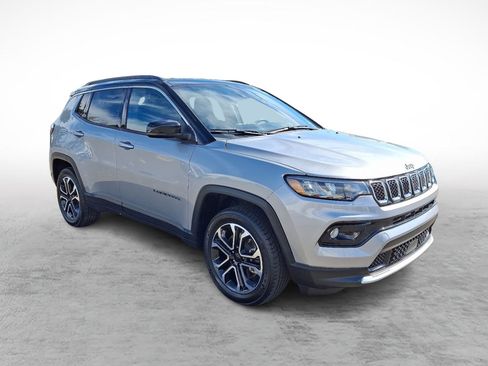 Certified 2024 Jeep Compass Limited image 7