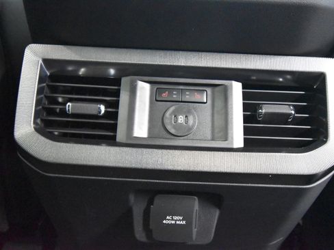 New 2025 Ford F250 Platinum image 28