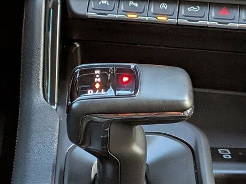 Used 2024 GMC Sierra 1500 AT4 w/ AT4 Preferred Package image 11