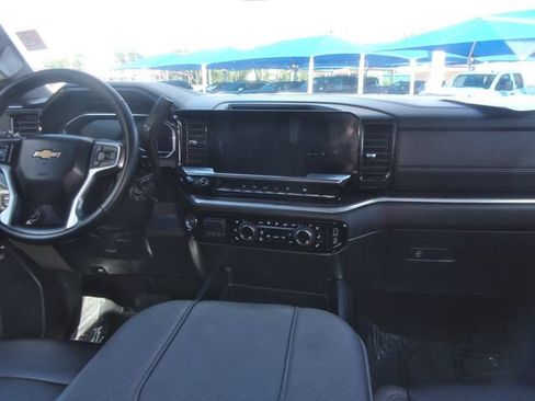 Used 2025 Chevrolet Silverado 2500 LTZ w/ LTZ Convenience Package AWD/4WD image 23