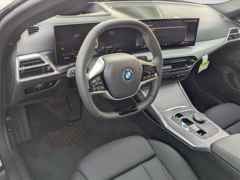 Used 2025 BMW i4 xDrive40i w/ Premium Package AWD/4WD image 3