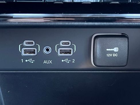 New 2025 Jeep Grand Cherokee Limited w/ Black Appearance Package image 29