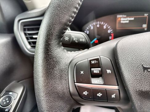 Used 2021 Ford Escape SE w/ SE Sport Appearance Package AWD/4WD image 21