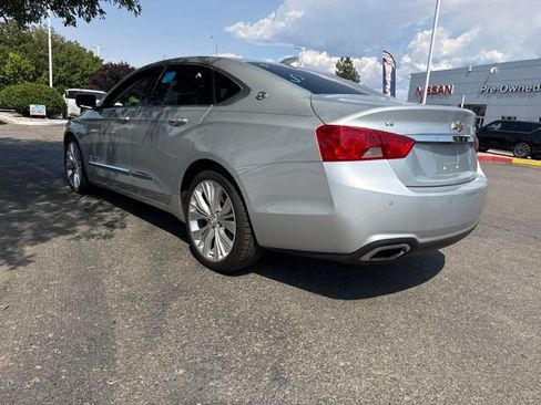 Used 2017 Chevrolet Impala Premier w/ Enhanced Convenience Package FWD image 4