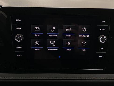 New 2026 Volkswagen Taos SE image 20