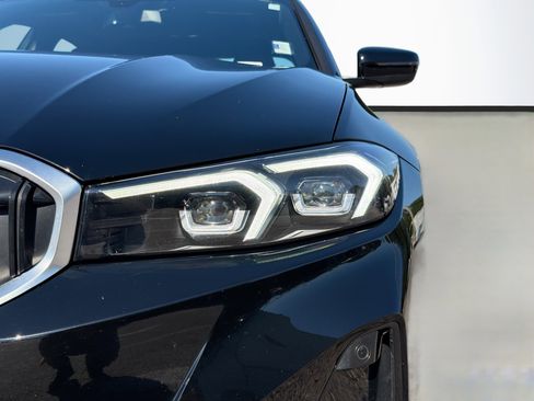 Used 2025 BMW 330i Sedan image 9