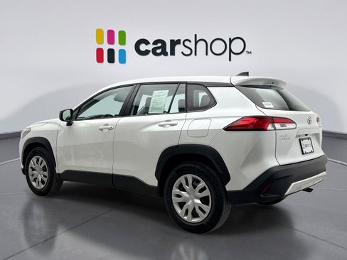 Used 2023 Toyota Corolla Cross L image 3
