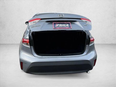 Used 2024 Toyota Corolla LE FWD image 7