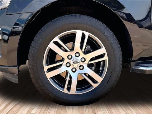 Used 2022 Ford Expedition Max Limited AWD/4WD image 8