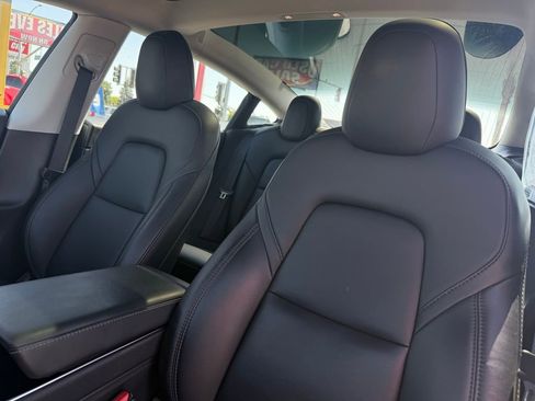 Used 2020 Tesla Model 3 Standard Range Plus image 15