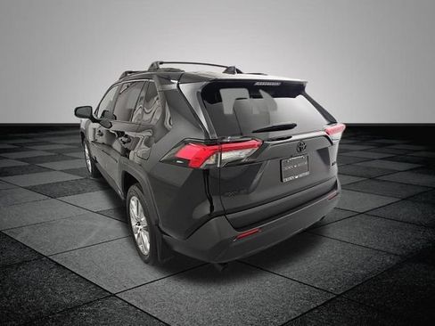 Used 2025 Toyota RAV4 XLE Premium FWD image 4