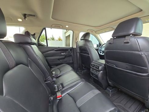 Used 2025 Honda Pilot Touring image 30