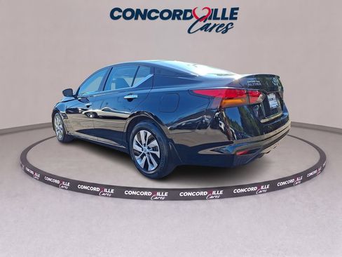 Certified 2024 Nissan Altima 2.5 S FWD image 5