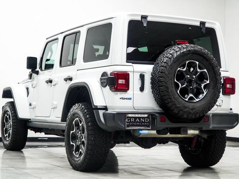 Used 2023 Jeep Wrangler Unlimited Rubicon 4xe w/ Cold Weather Group AWD/4WD image 11