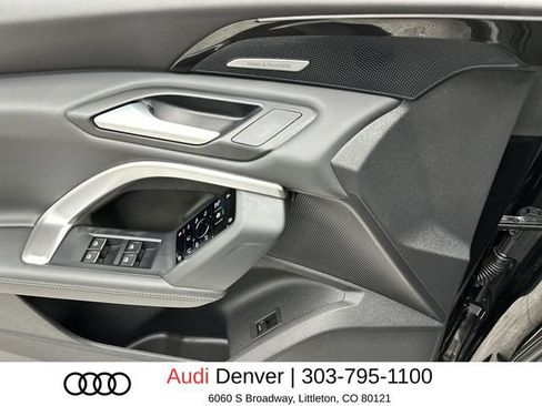 Used 2025 Audi Q5 Premium Plus w/ Premium Plus AWD/4WD image 13