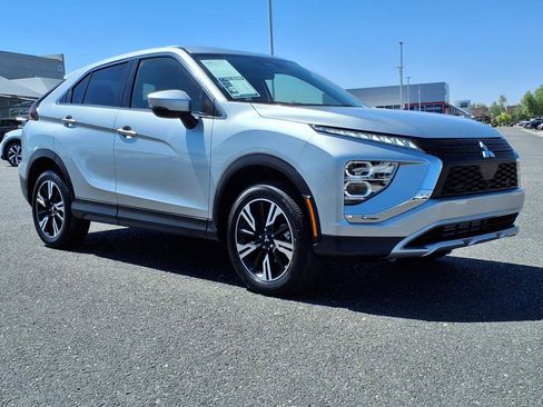 Used 2025 Mitsubishi Eclipse Cross SE image 1