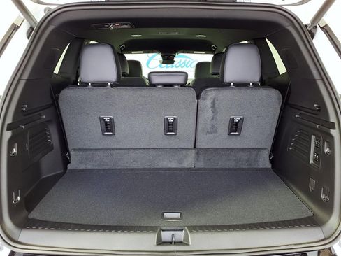 New 2026 GMC Acadia Denali image 10