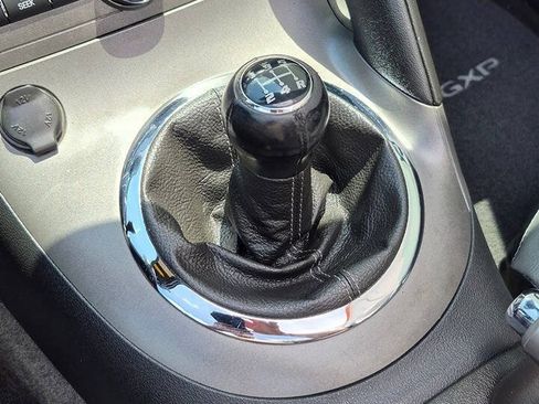 Used 2007 Pontiac Solstice GXP RWD image 37