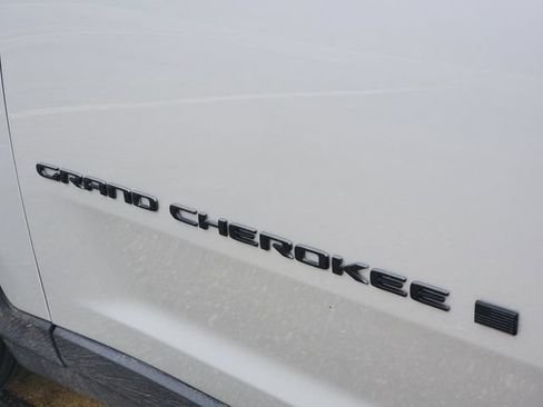 New 2026 Jeep Grand Cherokee Altitude AWD/4WD image 6