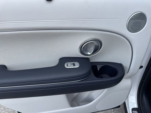 Used 2026 Hyundai Palisade Calligraphy image 16