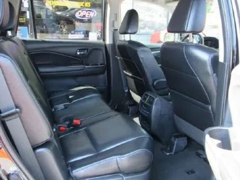 Used 2017 Honda Pilot EX-L image 17