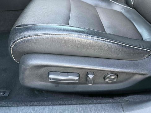 Used 2018 Honda Accord Sport image 21