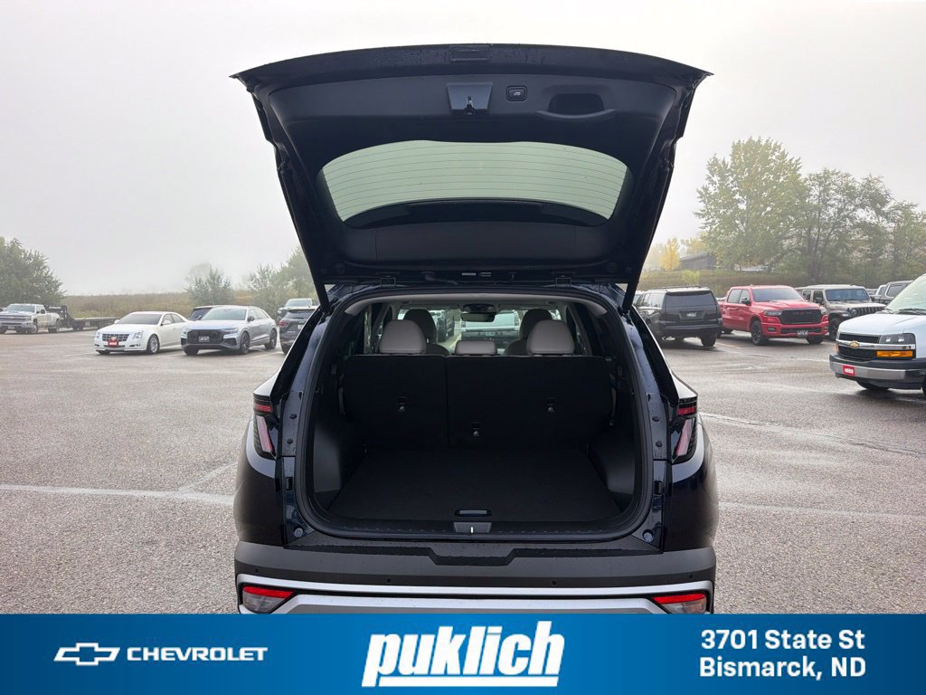 Used 2025 Hyundai Tucson Limited AWD/4WD image 30