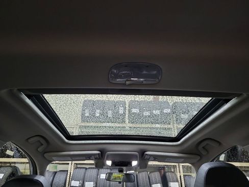 Used 2021 Subaru Forester Limited image 26