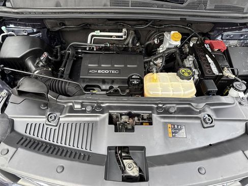 Used 2018 Chevrolet Trax Premier image 38