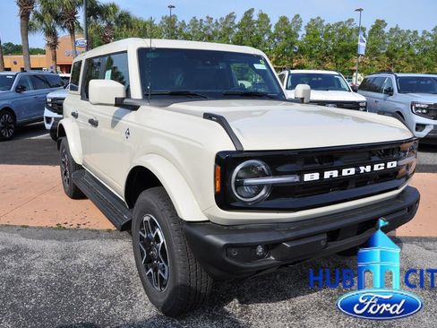 New 2026 Ford Bronco Outer Banks AWD/4WD image 7