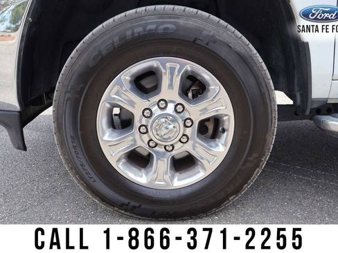 Used 2023 RAM 2500 Big Horn w/ Level 1 Equipment Group image 9