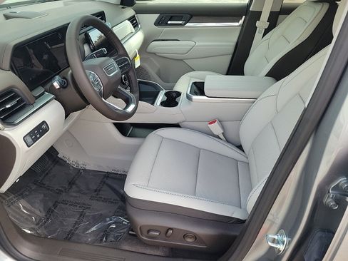 New 2026 GMC Terrain Denali image 9