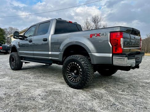 Used 2021 Ford F250 XL w/ STX Appearance Package image 2