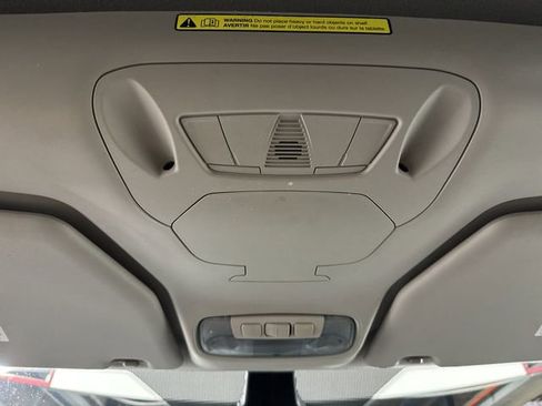 Used 2021 Ford Transit Connect XL image 10