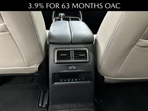 Certified 2024 MAZDA CX-90 Plug-In Hybrid w/ Premium Pkg AWD/4WD image 23