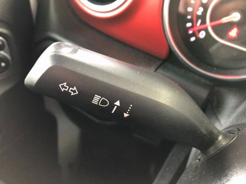 Used 2020 Jeep Wrangler Unlimited Rubicon image 32