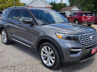 Certified 2023 Ford Explorer Platinum w/ Technology Package
