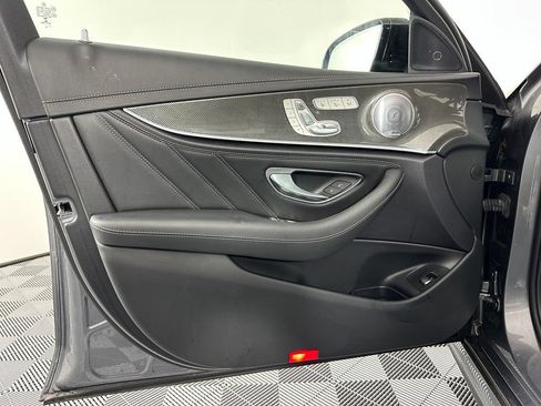 Used 2019 Mercedes-Benz E 63 AMG S image 16