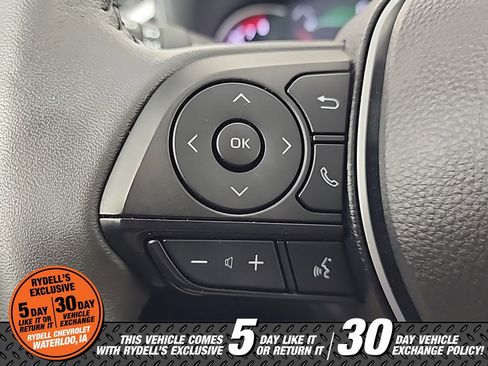 Used 2025 Toyota RAV4 XLE Premium image 29