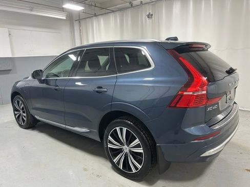Used 2022 Volvo XC60 T8 Inscription w/ Advanced Package AWD/4WD image 2