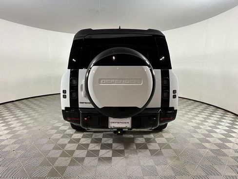 New 2026 Land Rover Defender 130 X-Dynamic SE AWD/4WD image 7