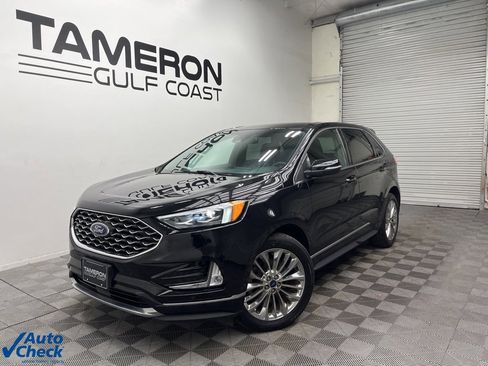 Used 2021 Ford Edge Titanium w/ Equipment Group 301A image 2