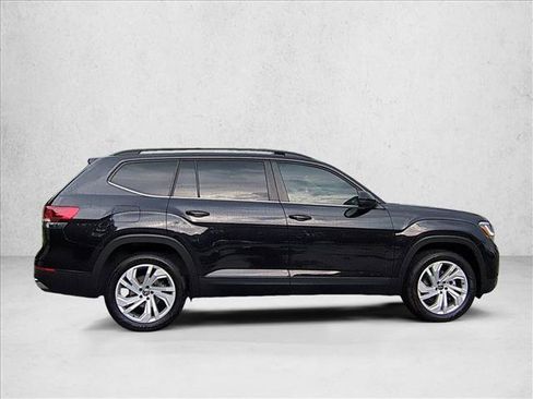 Used 2023 Volkswagen Atlas SE FWD image 4