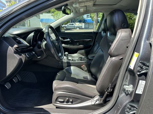 Used 2017 Chevrolet SS RWD image 16