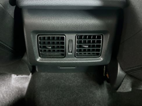 Used 2025 Toyota Camry LE image 27