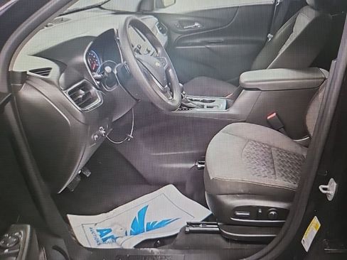Used 2023 Chevrolet Equinox LT image 9