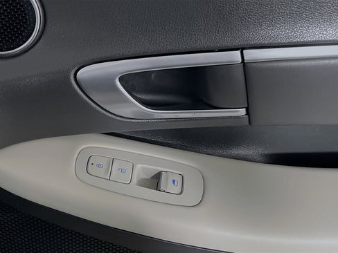 Used 2022 Hyundai Sonata Blue FWD image 31